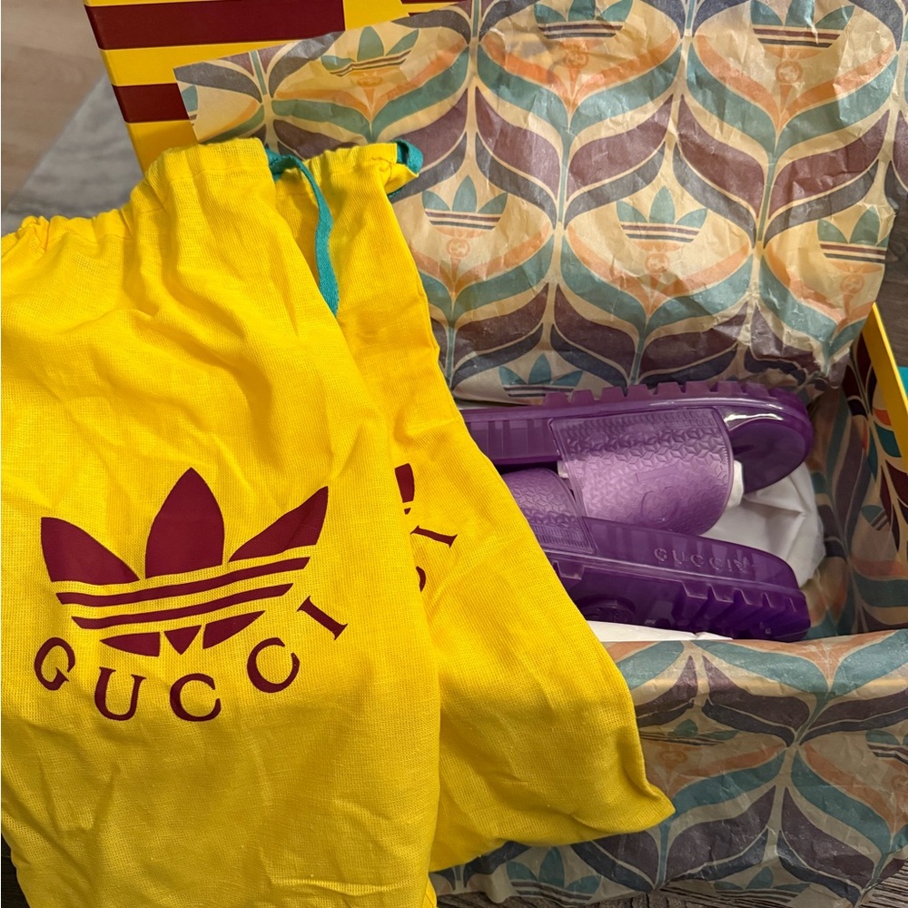 Gucci X Adidas slides brand new with tags!